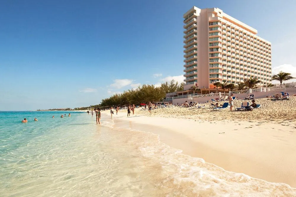 Otel Riu Palace Paradise Island (Adults Only) Creek Village