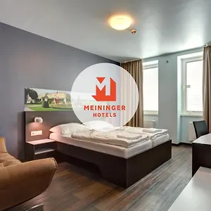 *** Otel Meininger Downtown Sissi Avusturya