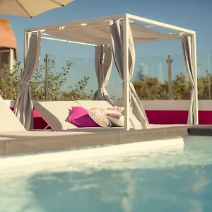 Chic 3* Parede