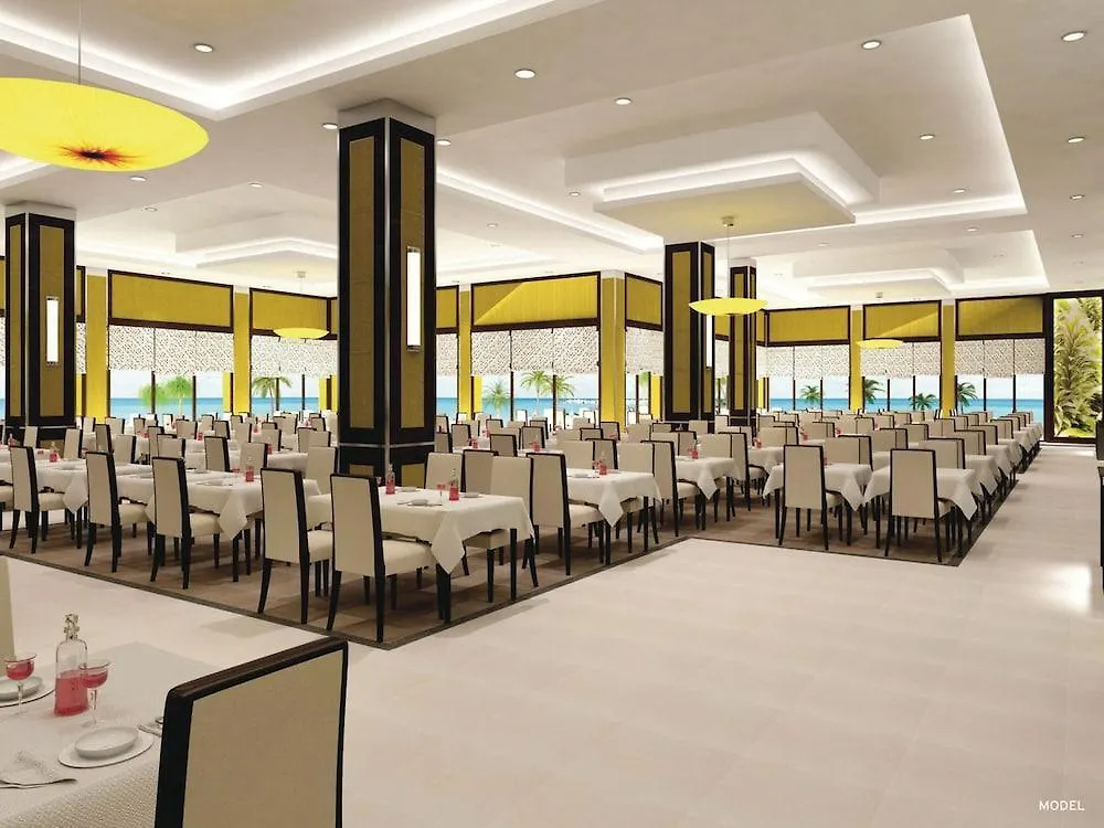 Hotel Riu Palace Paradise Island (Adults Only) Creek Village